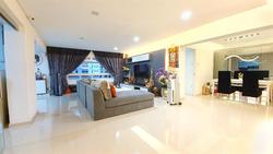 Blk 208 Pasir Ris Street 21 (Pasir Ris), HDB Executive #215414111